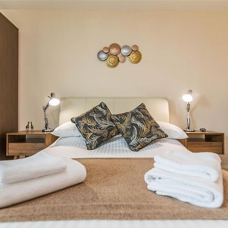 Raleigh Penthouse, Luxury Apartment With Balcony And Parking Nottingham Buitenkant foto